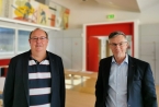 v.l.n.r.: Harald Schweighofer und Christian Hauser freuen sich über den erfolgreichen KV-Abschluss